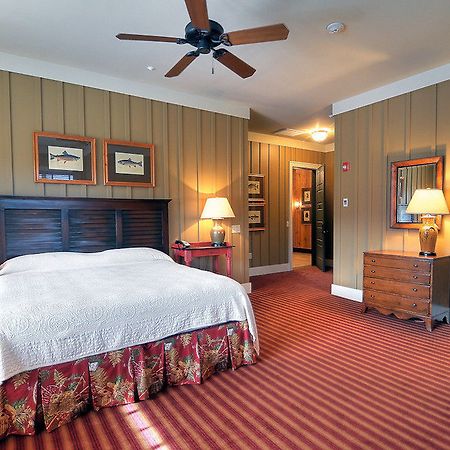 Bright'S Creek Lodge Columbus Exterior foto